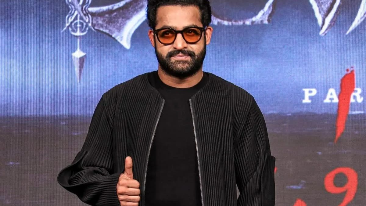Jr NTR and Janhvi Kapoor in a still from the Chuttamalle song in Devara