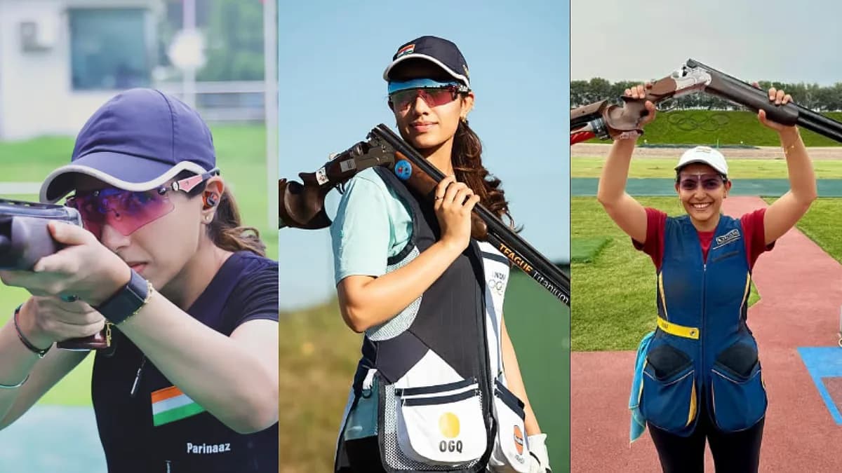 Indian shooters posing with their bronze medals at the Asian Games skeet shooting event