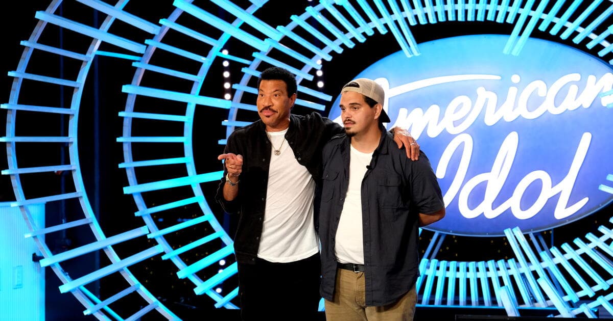 American Idol logo and stage lighting representing the show's move from Los Angeles to Atlanta