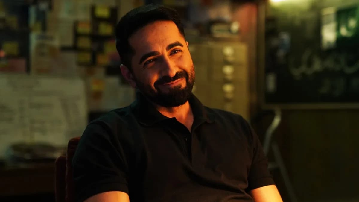 Ayushmann Khurrana and Sara Ali Khan in a still from Udta Teer