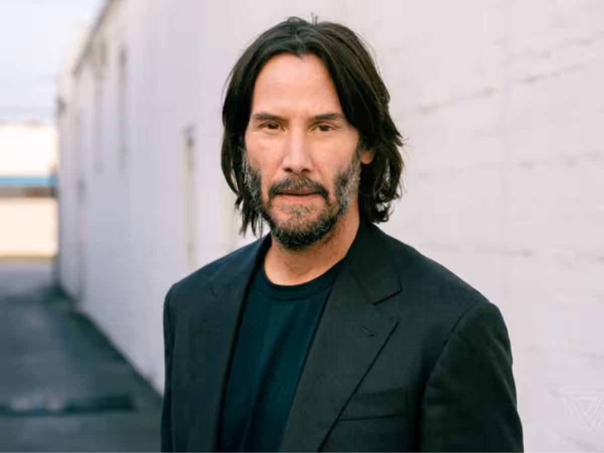 Generic photo illustration of a couple, representing a relationship advice column featuring a Keanu Reeves quote