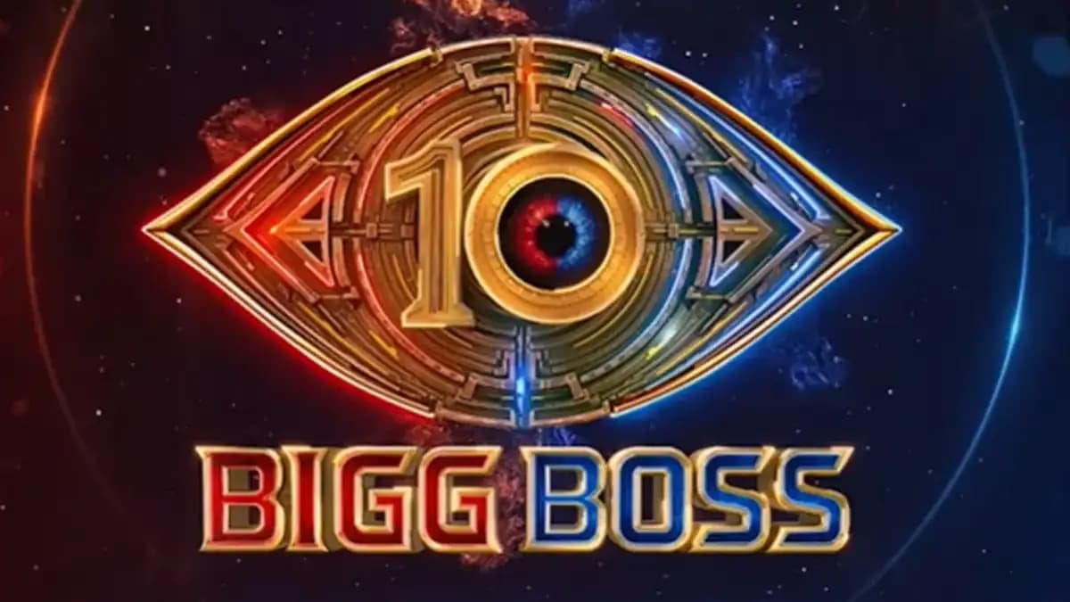 Kiccha Sudeep addressing contestants during a Bigg Boss Kannada Season 13 weekend episode segment