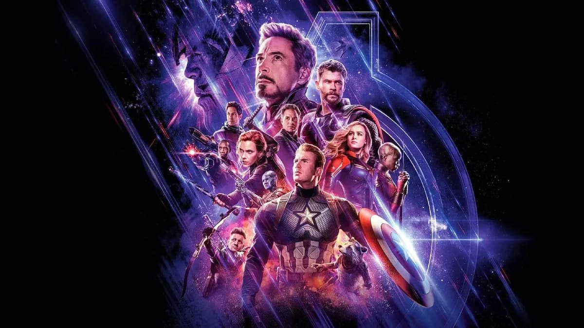 Poster of Avengers: Endgame Encore with Chinese subtitles displayed in a cinema lobby