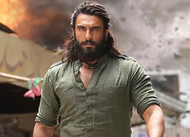 Poster of Dhurandhar The Revenge showing Ranveer Singh in spy attire