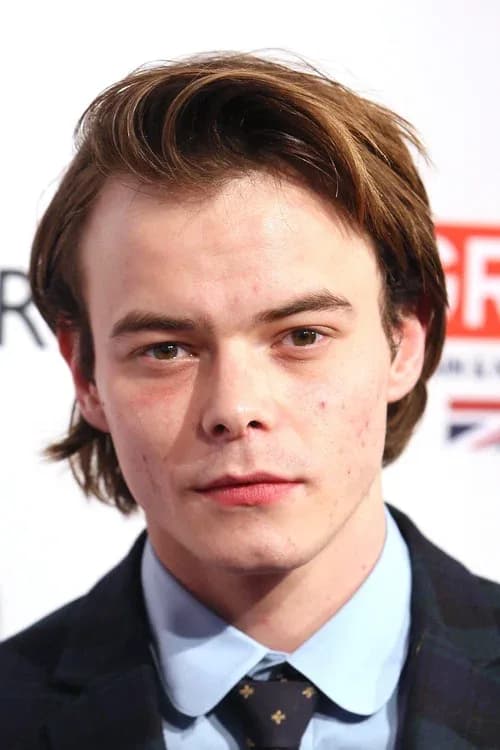 charlie heaton