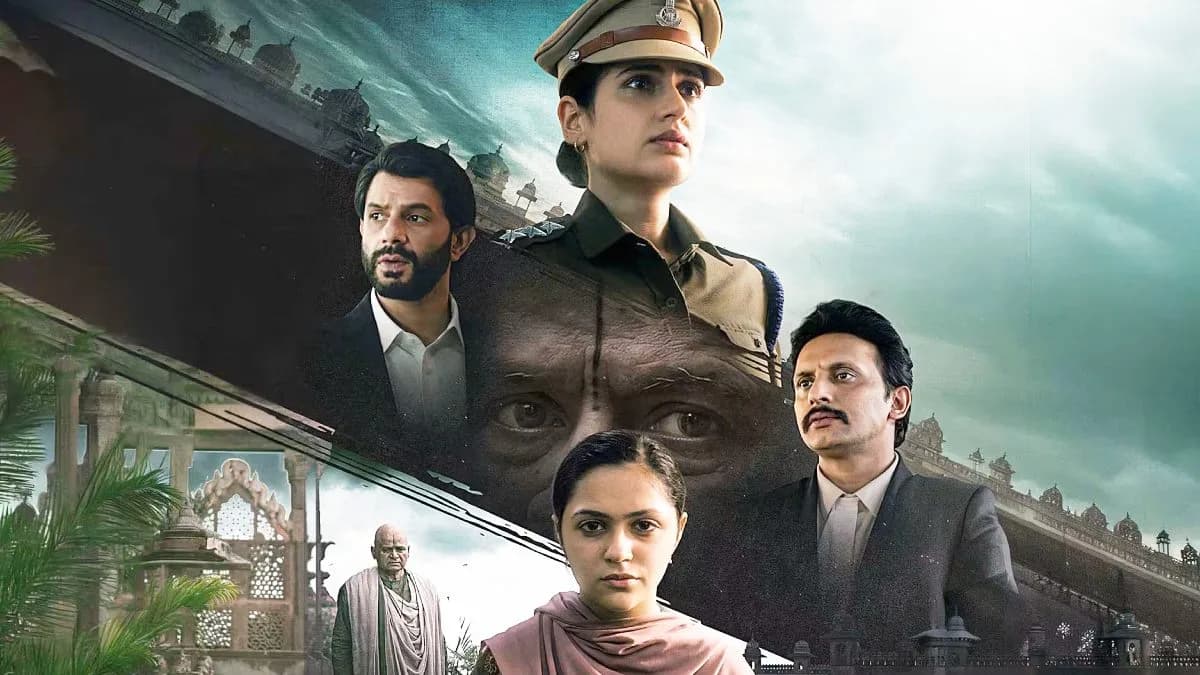 Promotional still from Hunkkaar: The Roar featuring Aneet Padda and Fatima Sana Shaikh in a courtroom setting