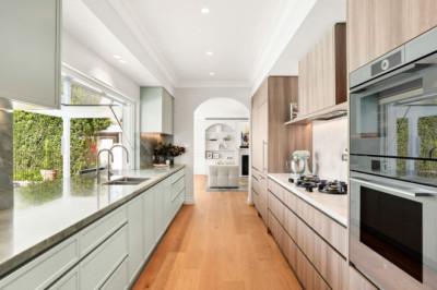 How Do I Choose the Right Servery Window for My Home?